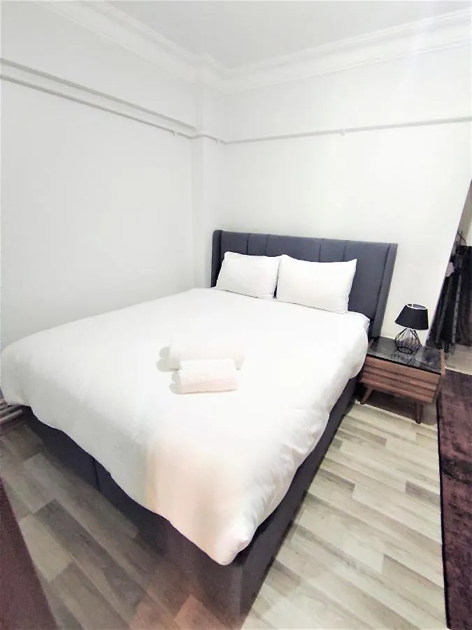 Intimate Suite Pier Side Istanbul Turkey
