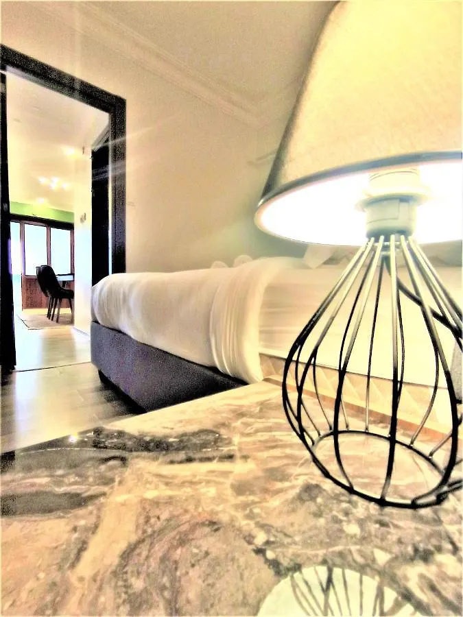 Intimate Suite Pier Side Istanbul 0*,